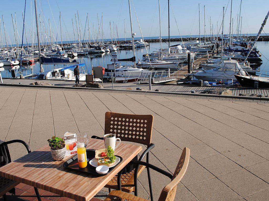 Fewo Strandstrasse - Fuehrt Auf Die Schoene Ostsee-Seebruecke Ostseebad Kühlungsborn エクステリア 写真