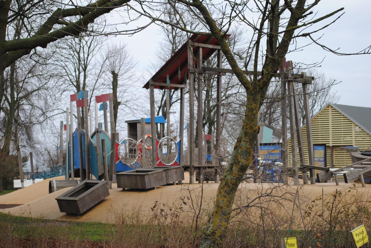 Fewo Strandstrasse - Fuehrt Auf Die Schoene Ostsee-Seebruecke Ostseebad Kühlungsborn エクステリア 写真